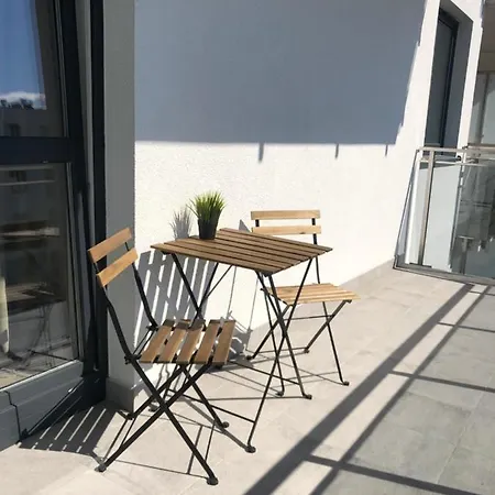 Na Skarpie Apartment